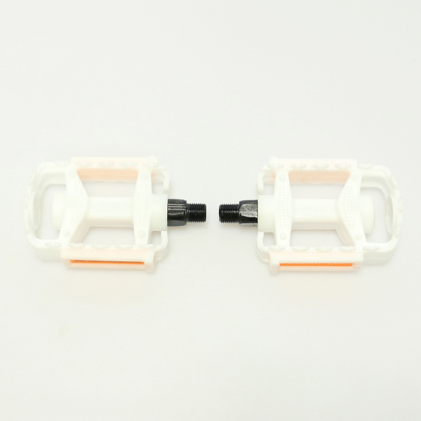 PEDAL PVC NIÑO 98X70MM 1/2'' ROD 16'' BLANCO
