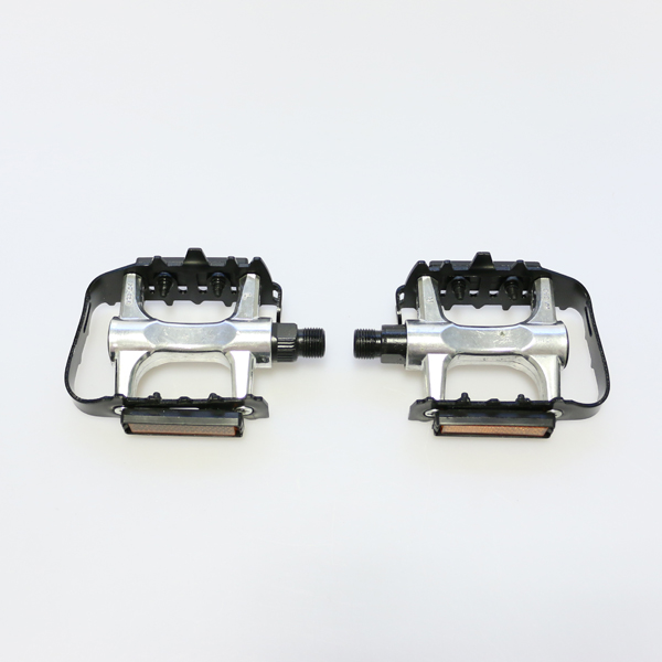 PEDAL ALUMINIO MTB 9/16 DOS PIEZAS BICOLOR TOPROAD