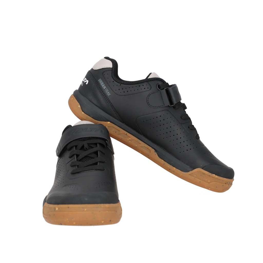 ZAPATILLA MTB VOLTA FLATTRACK NEGRO (ABR+CORDÓN, MD/RB, PU) TALLE 44 EUR